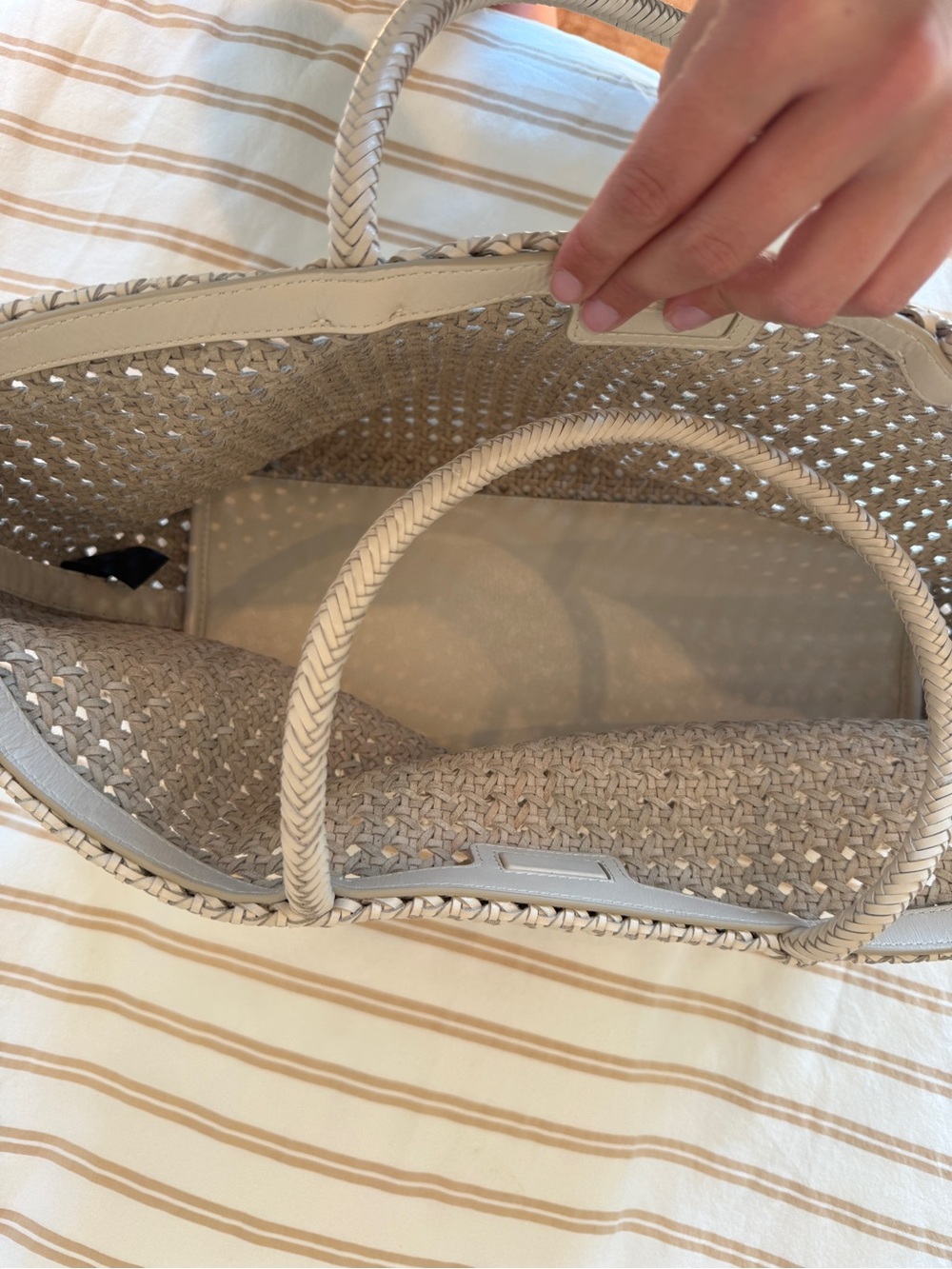 Handwoven Weekender Bag - Picture 3 of 6